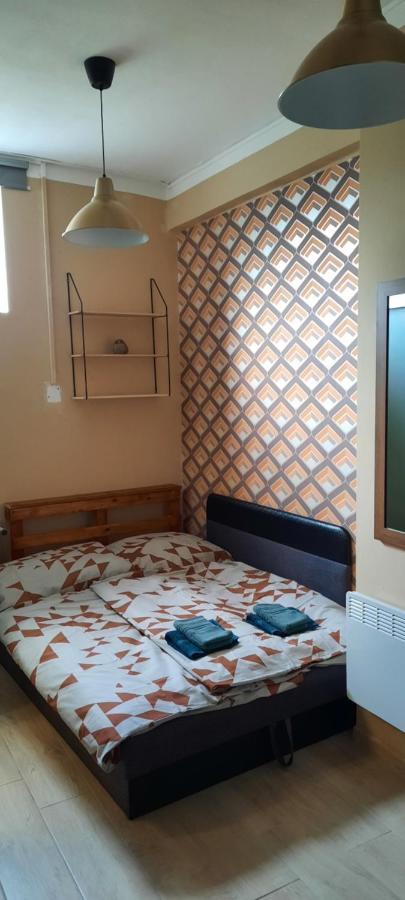 Csenge Apartman Keszthely Exterior foto